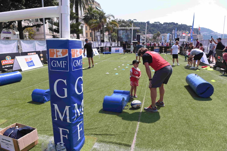 06-village-rugby.jpg