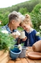 Grand-mère et son arrière petite fille