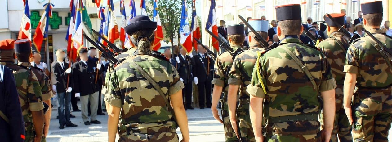 bataillon de militaires ,cérémonie