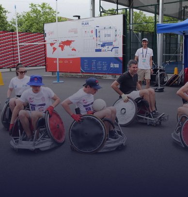 Joueurs de rugby fauteuil